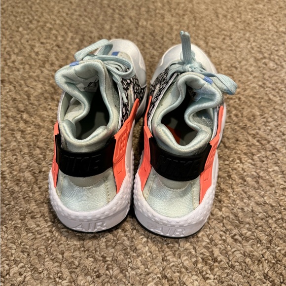 NIKE AIR HUARACHE - Picture 2 of 4